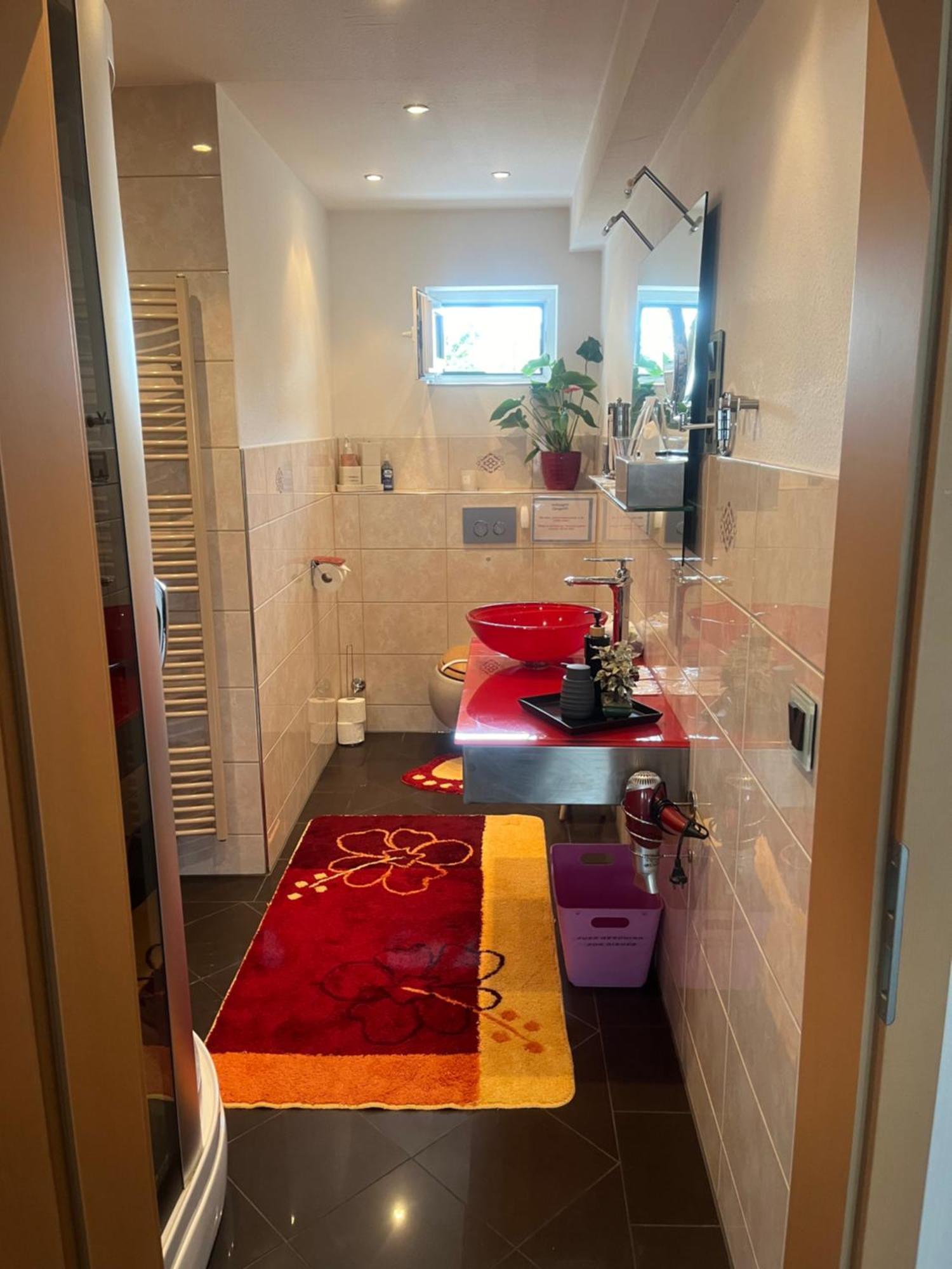 Gaestezimmer In Ratingen Bei Duesseldorf Mit Einem Hauch Luxus Eksteriør bilde